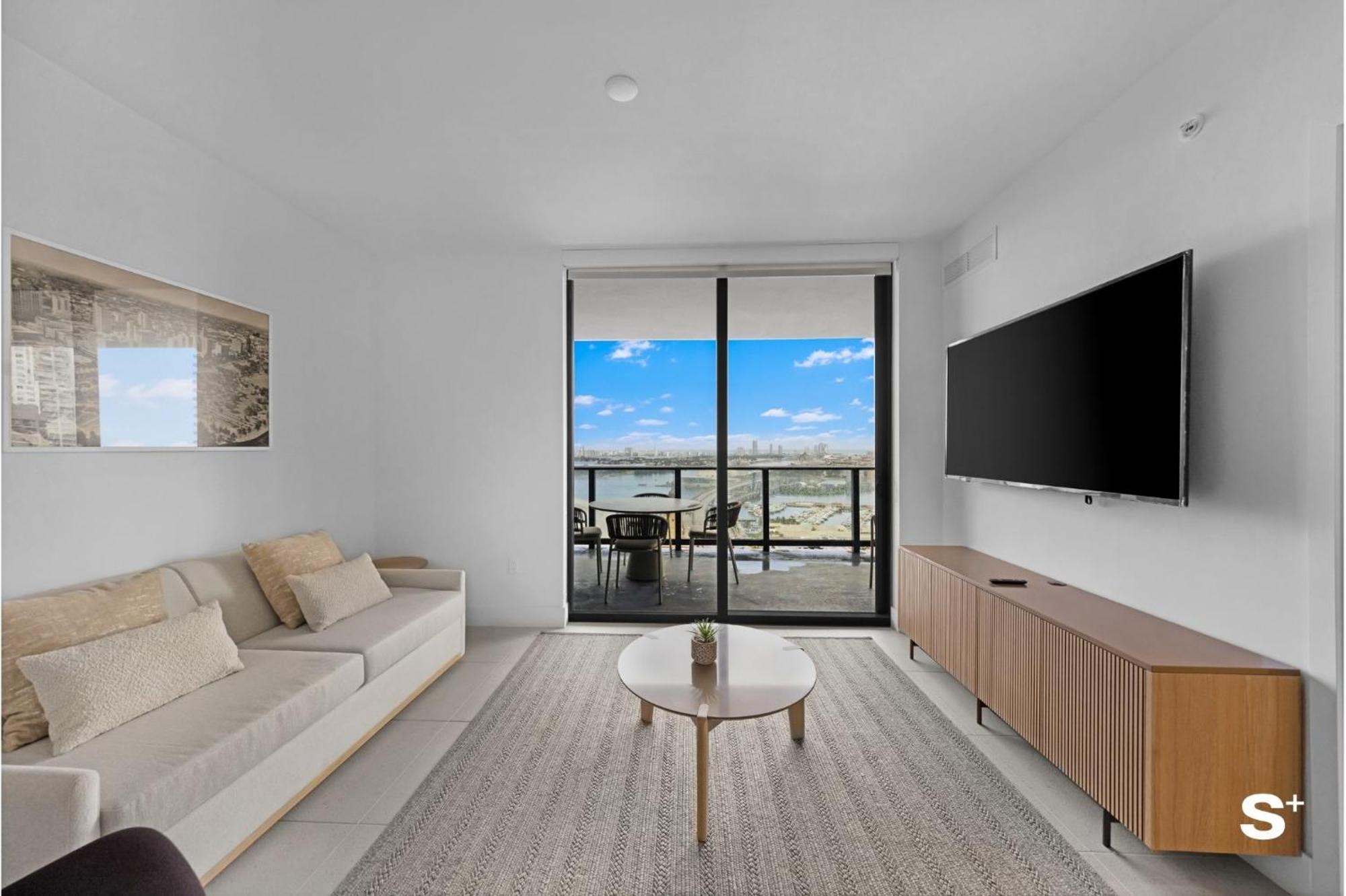 Apartamento Luxury Downtown 2 Bedroom With Skyline Panorama