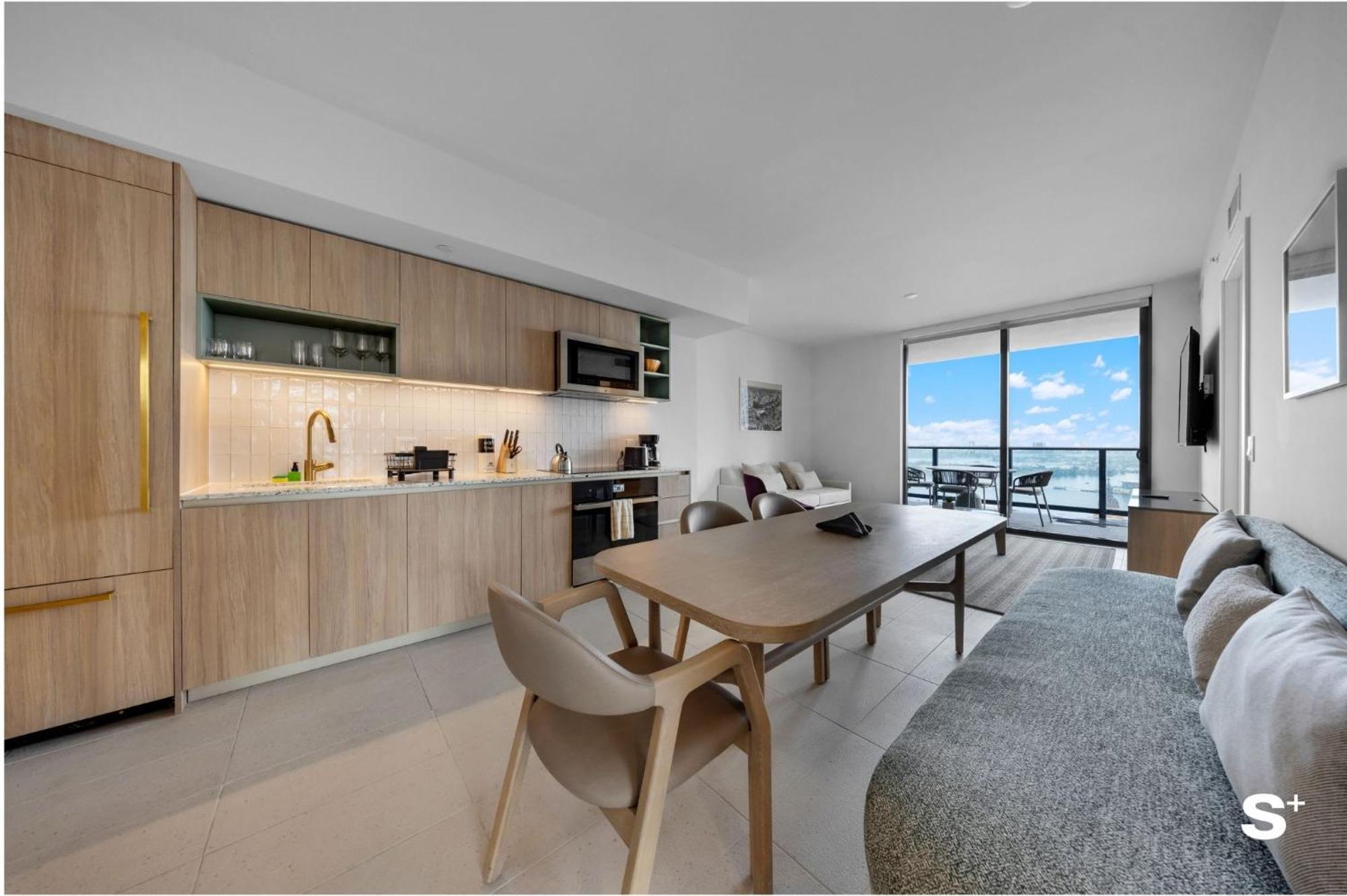 Apartamento Luxury Downtown 2 Bedroom With Skyline Panorama